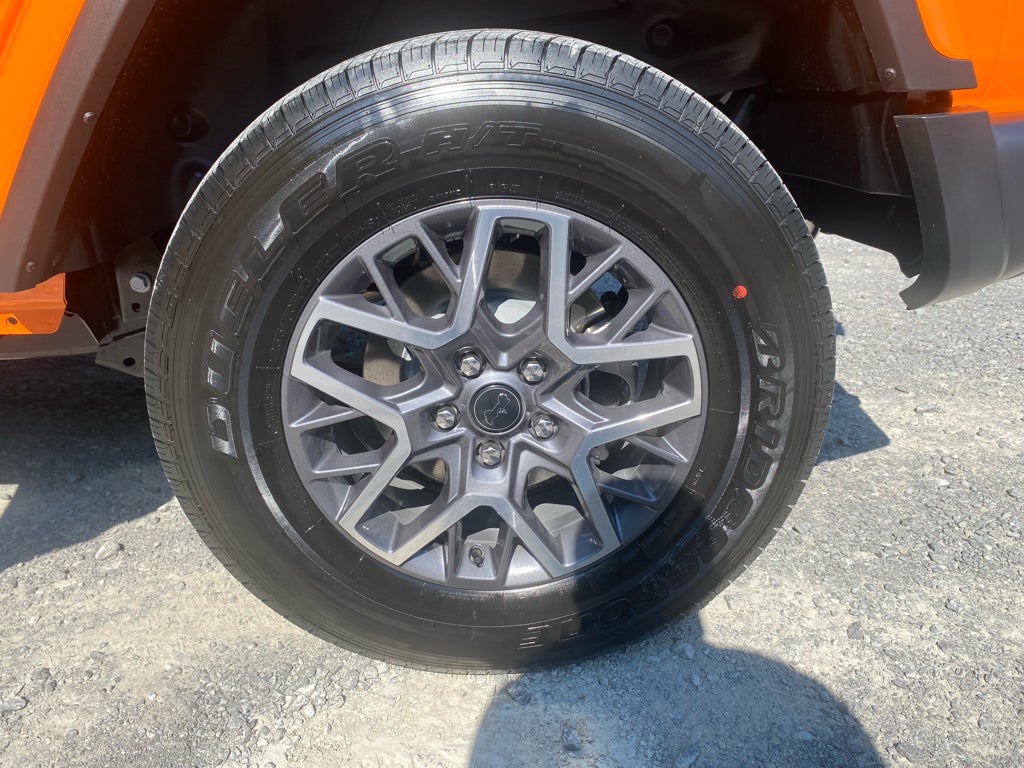 2025 Jeep Wrangler WRANGLER 4-DOOR SAHARA