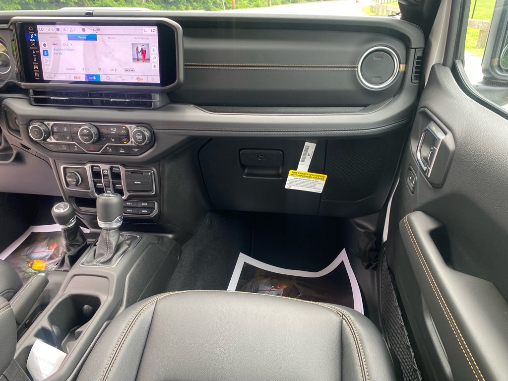 2025 Jeep Wrangler WRANGLER 4-DOOR SAHARA