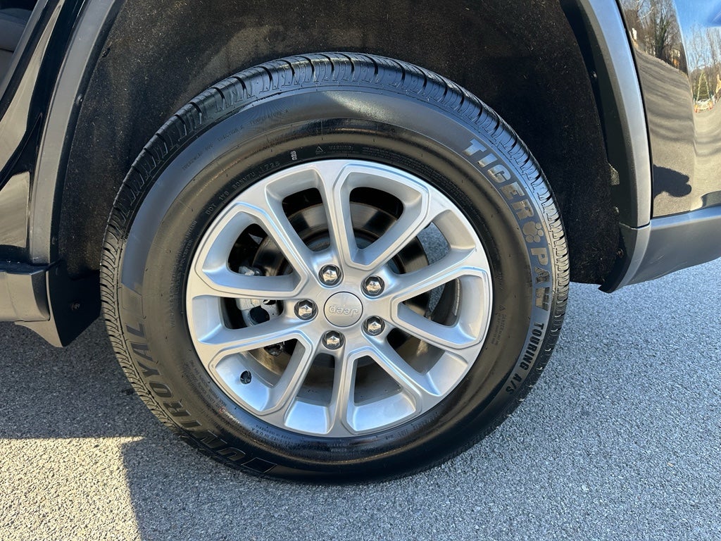 2021 Jeep Grand Cherokee Laredo E 4x4