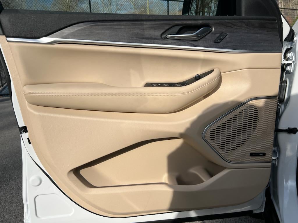 2024 Jeep Grand Cherokee GRAND CHEROKEE LIMITED 4X4