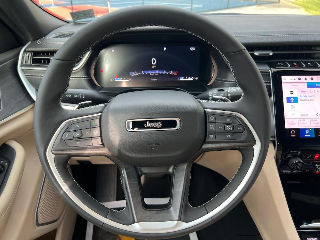 2024 Jeep Grand Cherokee GRAND CHEROKEE LIMITED 4X4