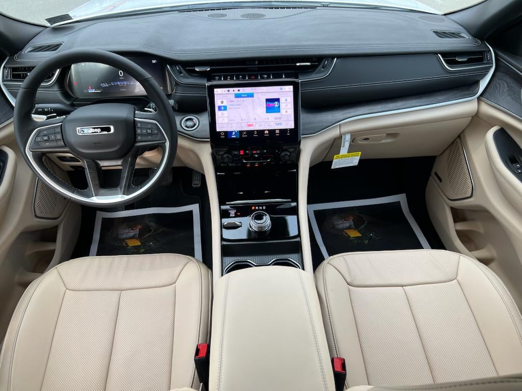 2024 Jeep Grand Cherokee GRAND CHEROKEE LIMITED 4X4