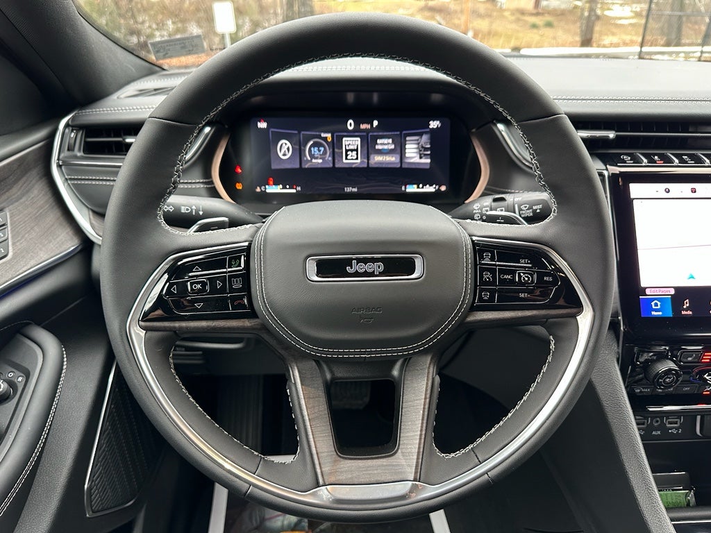 2025 Jeep Grand Cherokee GRAND CHEROKEE OVERLAND 4X4