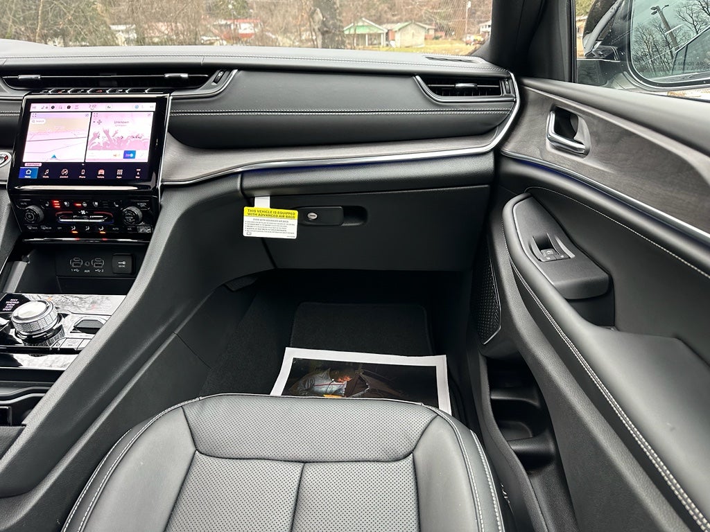 2025 Jeep Grand Cherokee GRAND CHEROKEE OVERLAND 4X4