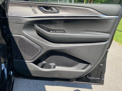 2025 Jeep Grand Cherokee GRAND CHEROKEE L OVERLAND 4X4