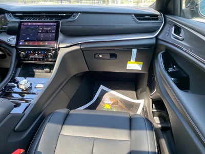 2025 Jeep Grand Cherokee GRAND CHEROKEE L OVERLAND 4X4