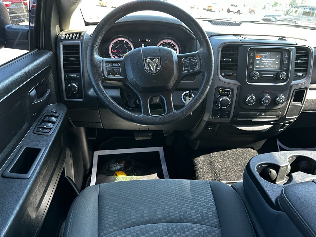 2019 RAM 1500 Classic Express Crew Cab 4x4 5'7' Box