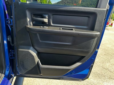 2019 RAM 1500 Classic Express Crew Cab 4x4 5'7' Box