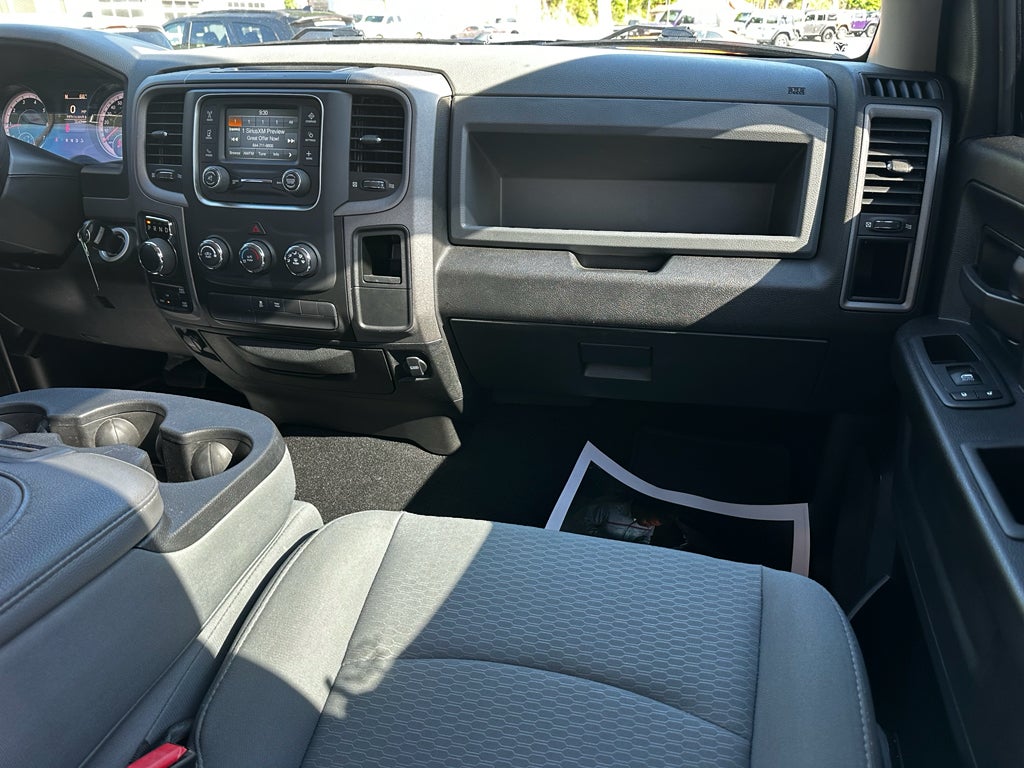 2019 RAM 1500 Classic Express Crew Cab 4x4 5'7' Box