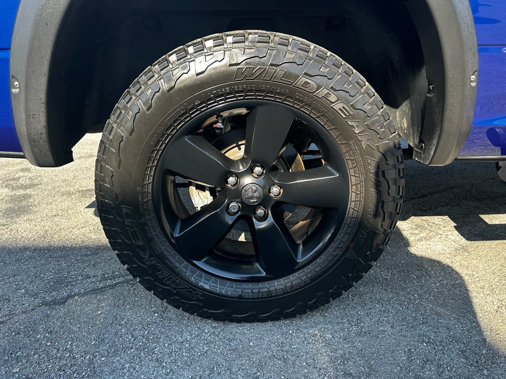 2019 RAM 1500 Classic Express Crew Cab 4x4 5'7' Box