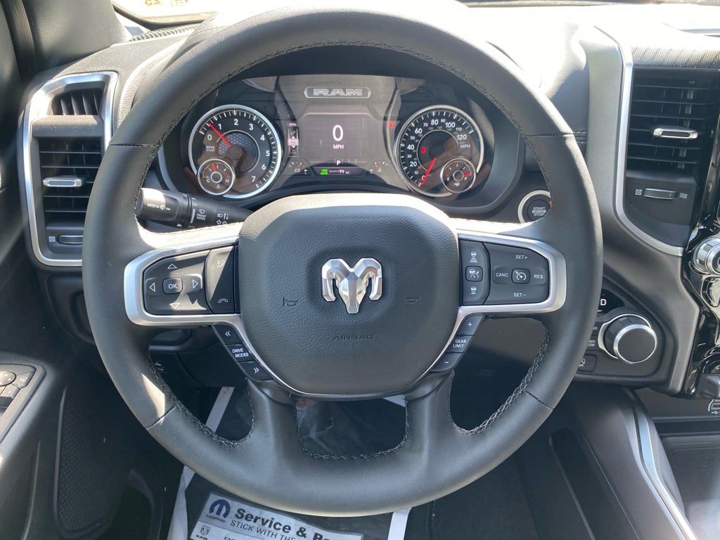 2025 RAM Ram 1500 RAM 1500 BIG HORN CREW CAB 4X4 5'7' BOX