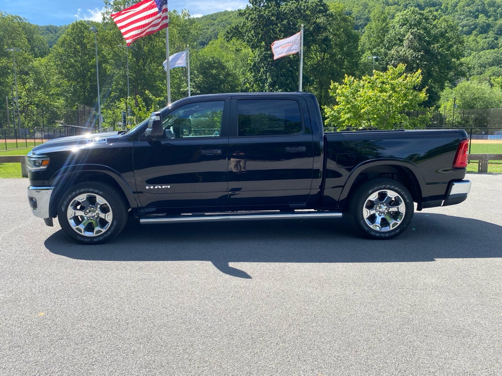 2025 RAM Ram 1500 RAM 1500 BIG HORN CREW CAB 4X4 5'7' BOX
