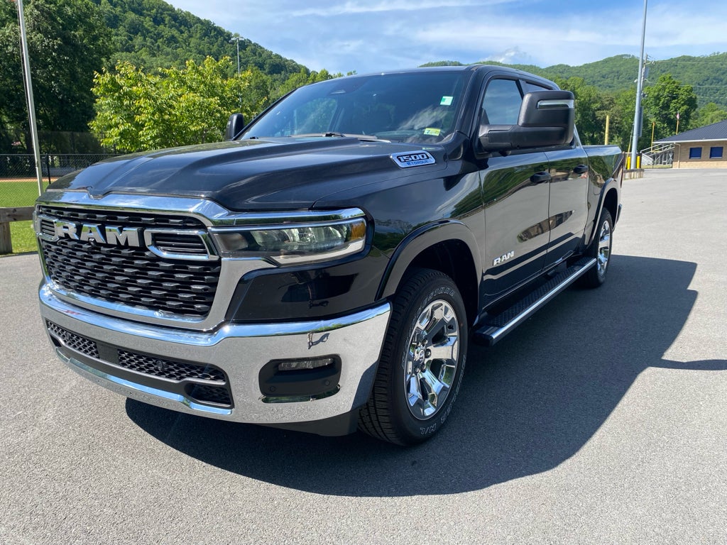 2025 RAM Ram 1500 RAM 1500 BIG HORN CREW CAB 4X4 5'7' BOX