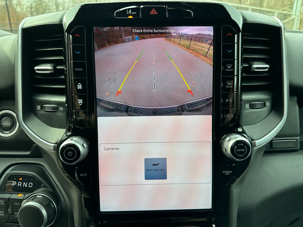 2025 RAM 1500 Big Horn Crew Cab 4x4 5'7' Box