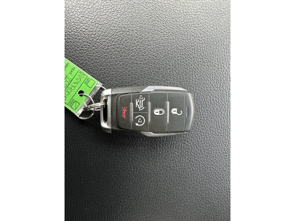 2025 RAM 1500 Big Horn Crew Cab 4x4 5'7' Box