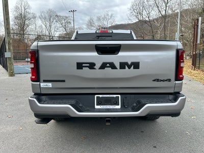 2025 RAM 1500 Big Horn Crew Cab 4x4 5'7' Box