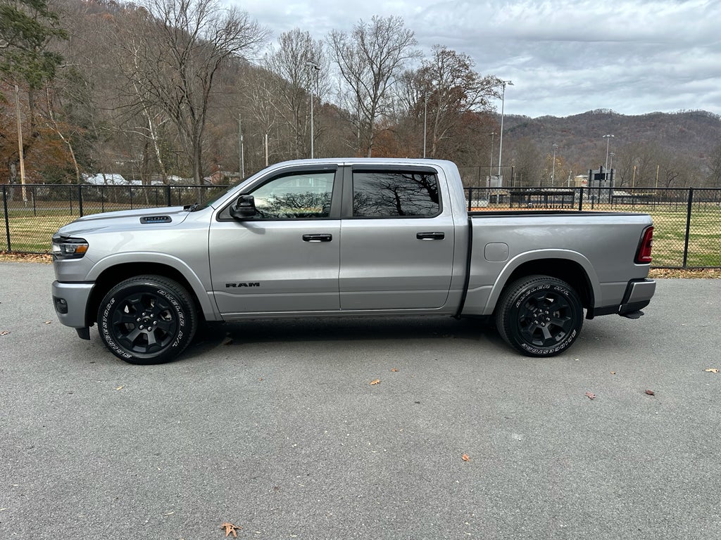 2025 RAM 1500 Big Horn Crew Cab 4x4 5'7' Box