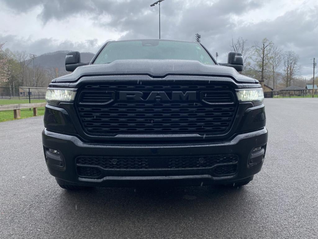 2025 RAM Ram 1500 RAM 1500 TRADESMAN CREW CAB 4X4 5'7' BOX