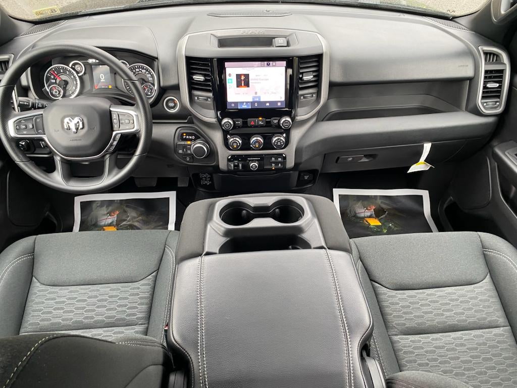 2025 RAM Ram 1500 RAM 1500 TRADESMAN CREW CAB 4X4 5'7' BOX