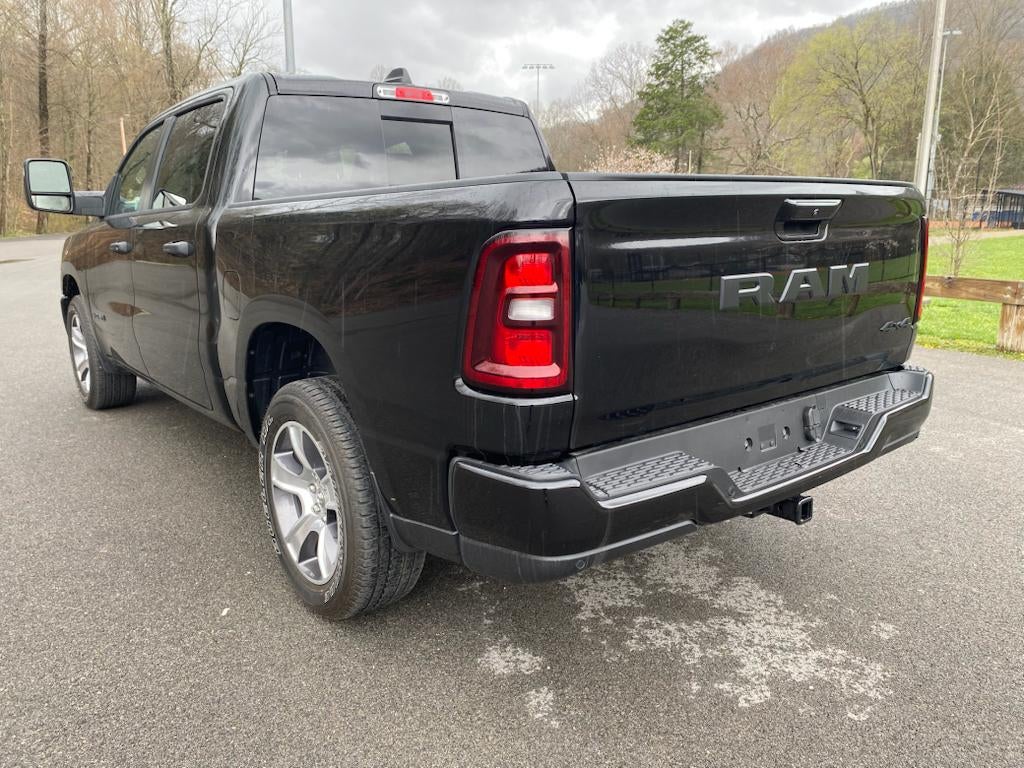 2025 RAM Ram 1500 RAM 1500 TRADESMAN CREW CAB 4X4 5'7' BOX
