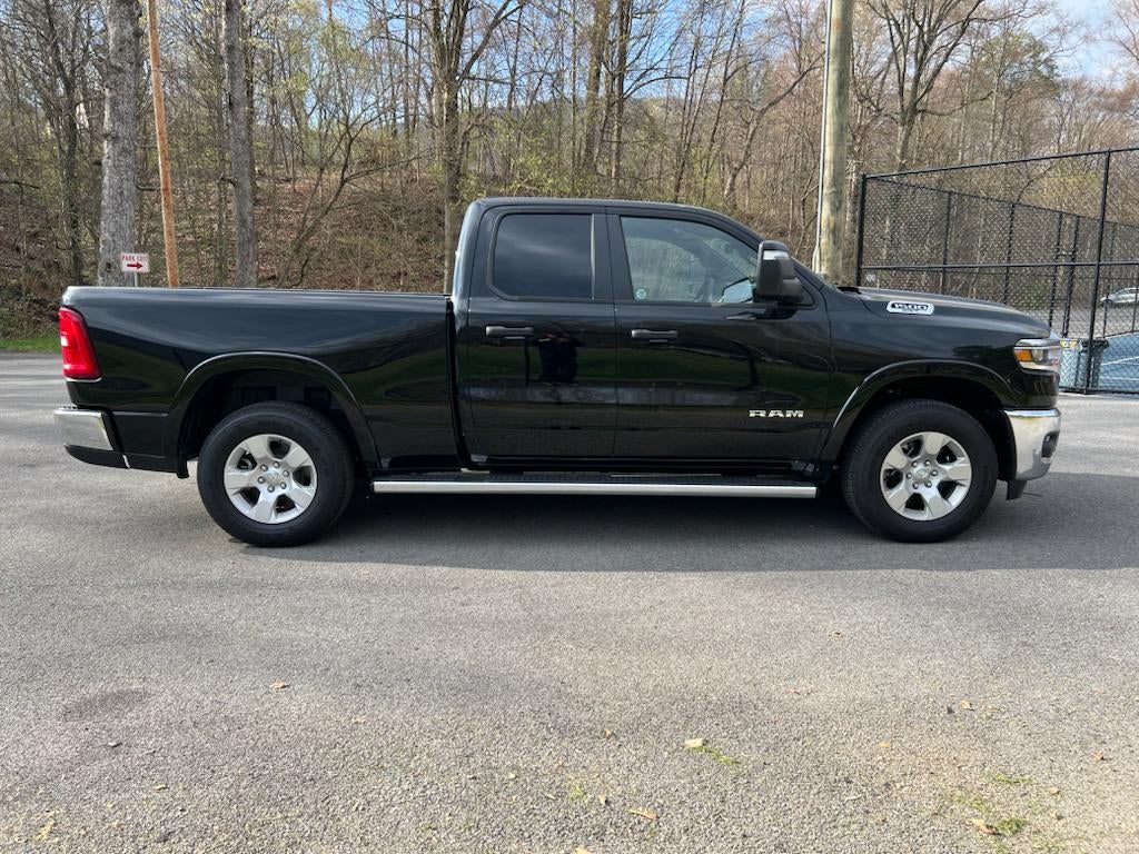2025 RAM Ram 1500 RAM 1500 BIG HORN QUAD CAB 4X4 6'4' BOX
