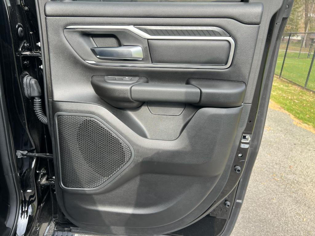 2025 RAM Ram 1500 RAM 1500 BIG HORN QUAD CAB 4X4 6'4' BOX