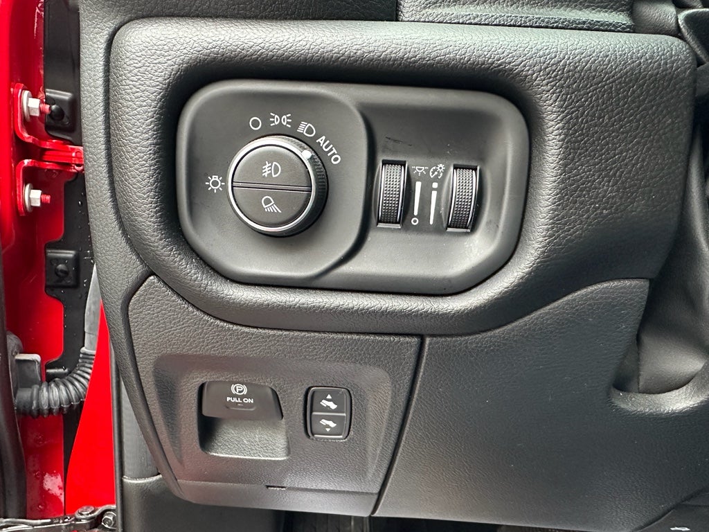 2025 RAM 1500 Rebel Crew Cab 4x4 5'7' Box