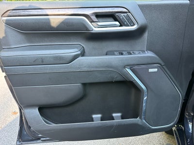 2023 Chevrolet Silverado 1500 4WD Crew Cab Short Bed LTZ