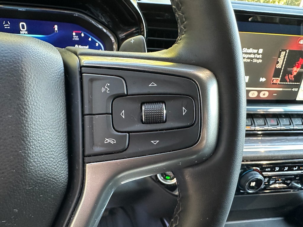 2023 Chevrolet Silverado 1500 4WD Crew Cab Short Bed LTZ