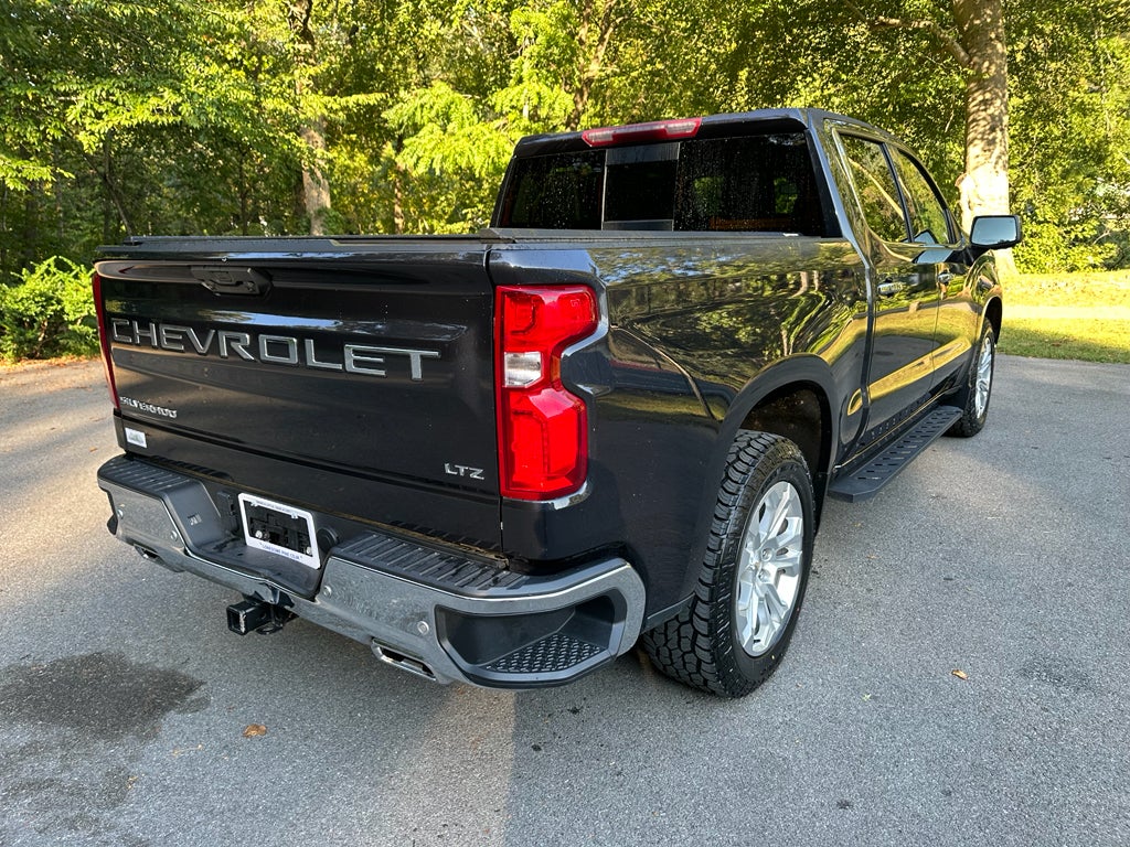 2023 Chevrolet Silverado 1500 4WD Crew Cab Short Bed LTZ