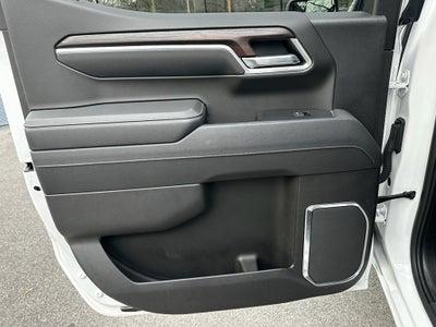 2025 GMC Sierra 1500 4WD Crew Cab Short Box SLT