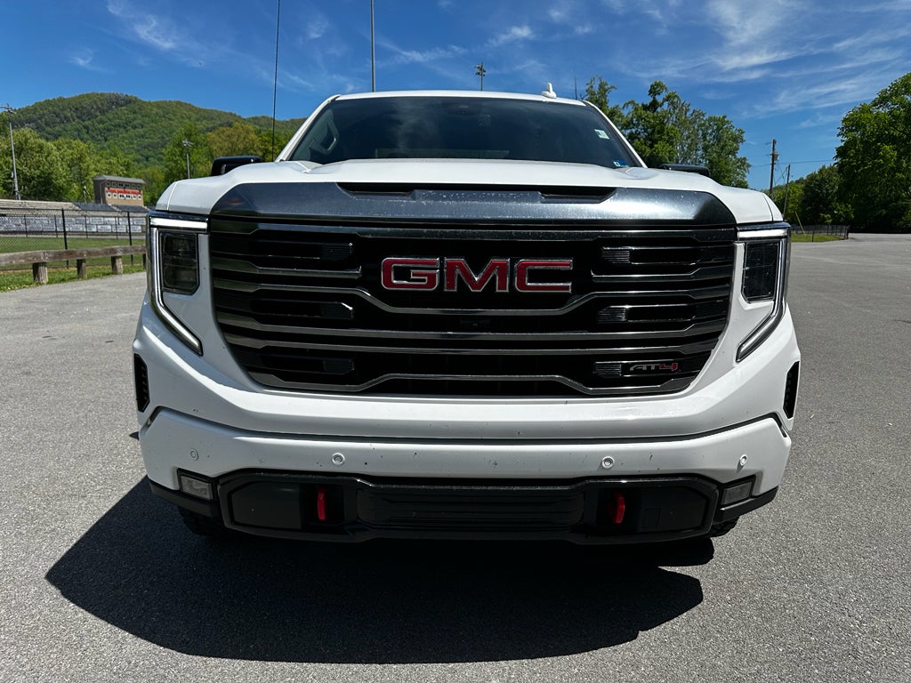 2024 GMC Sierra 1500 4WD Crew Cab Short Box AT4