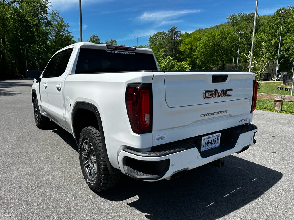 2024 GMC Sierra 1500 4WD Crew Cab Short Box AT4