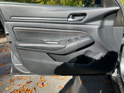 2022 Nissan Altima SR Intelligent AWD