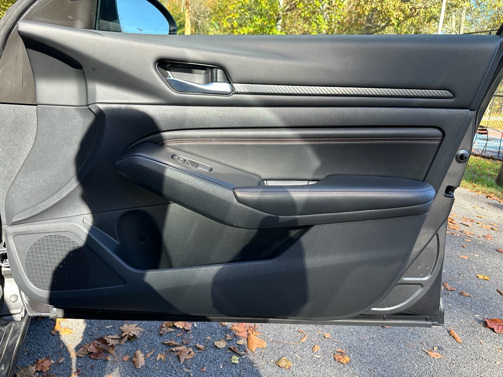 2022 Nissan Altima SR Intelligent AWD