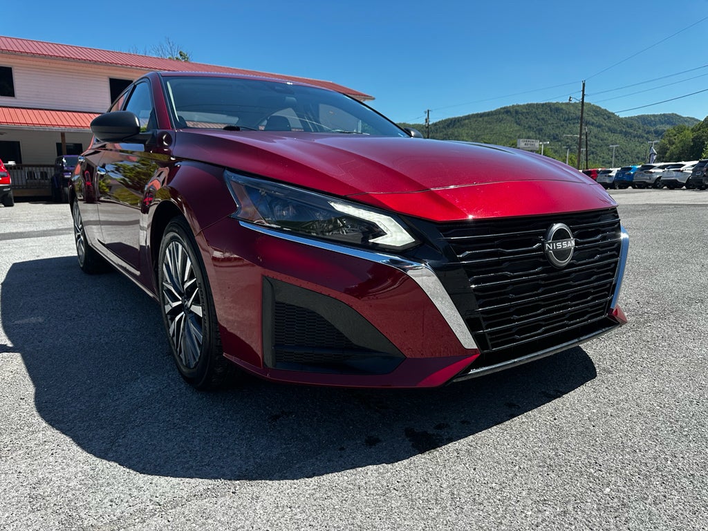 2024 Nissan Altima SV FWD