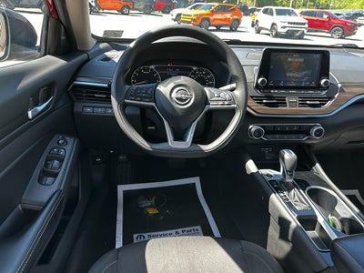 2024 Nissan Altima SV FWD