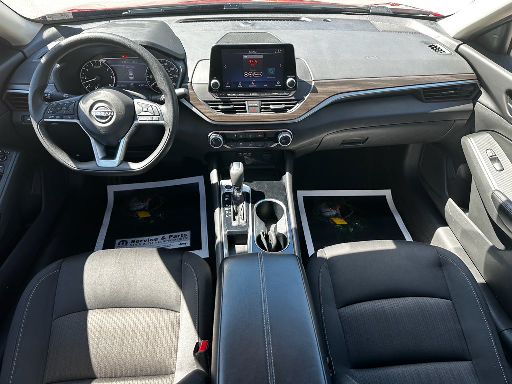 2024 Nissan Altima SV FWD