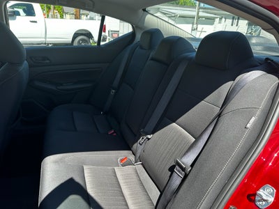2024 Nissan Altima SV FWD