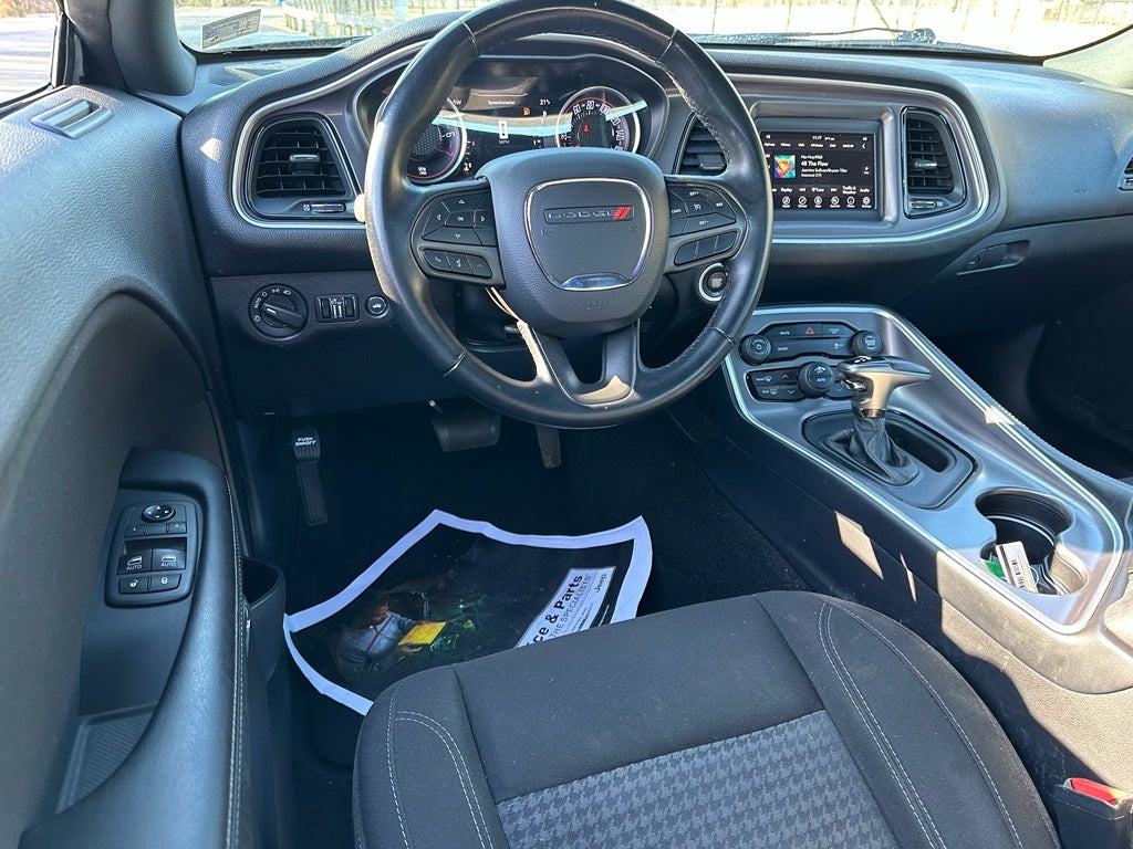 2021 Dodge Challenger SXT