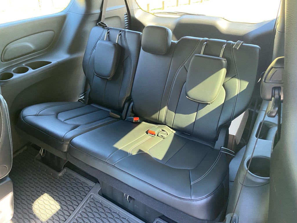 2026 Chrysler Voyager VOYAGER LX