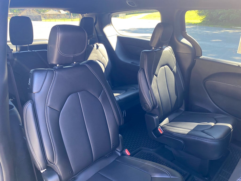 2026 Chrysler Voyager VOYAGER LX