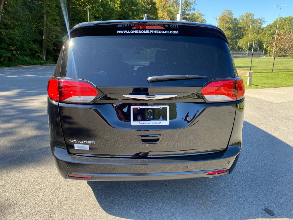 2026 Chrysler Voyager VOYAGER LX