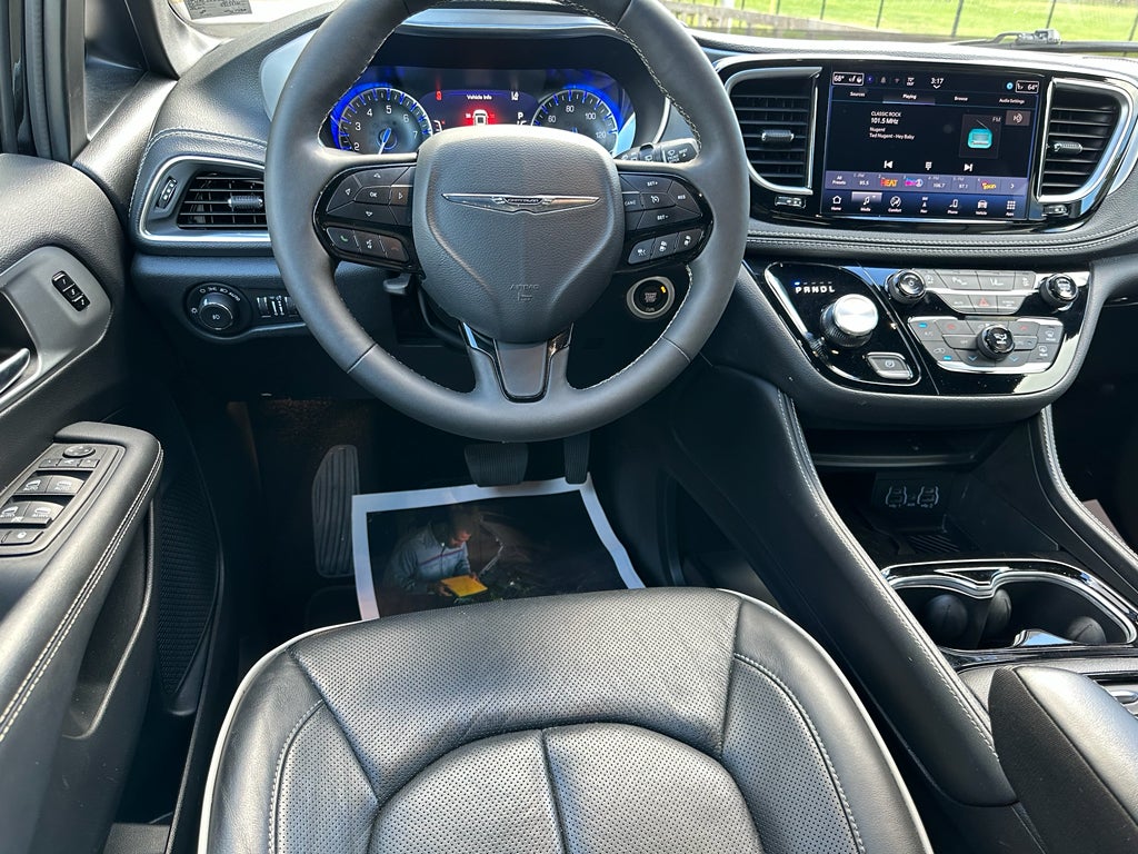 2025 Chrysler Pacifica Limited