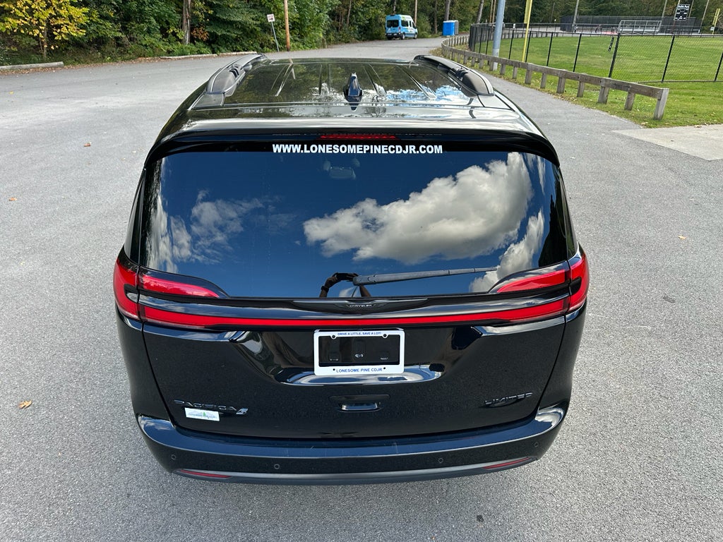 2025 Chrysler Pacifica Limited