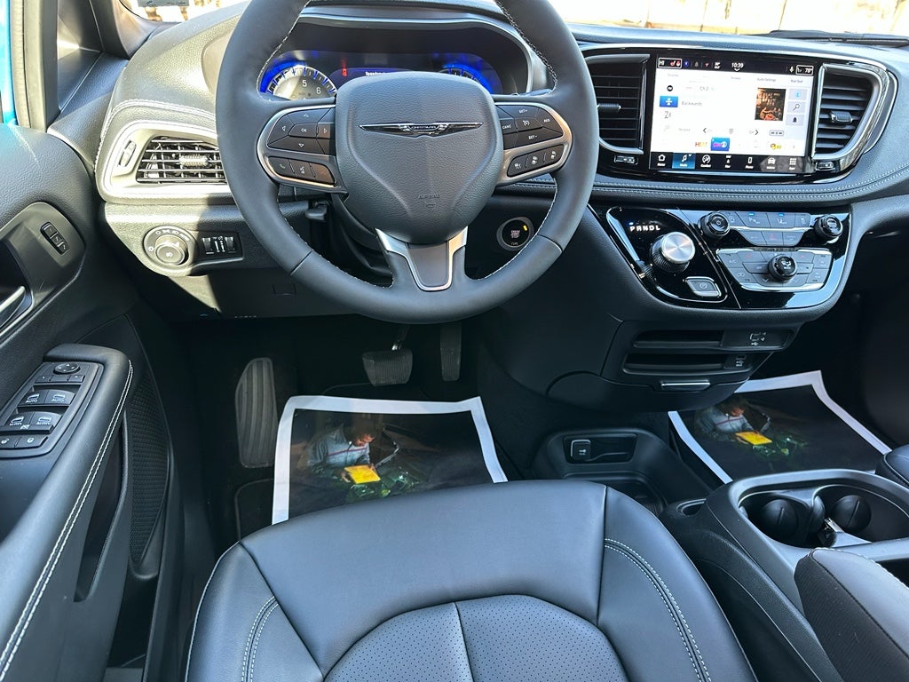 2026 Chrysler Pacifica PACIFICA SELECT AWD