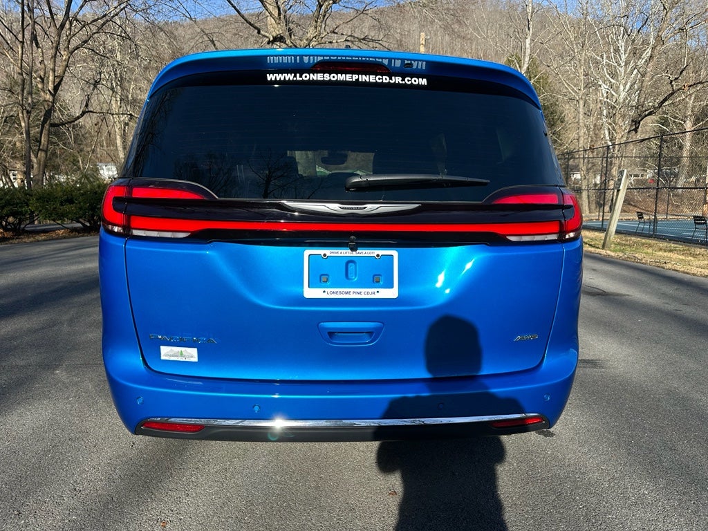 2026 Chrysler Pacifica PACIFICA SELECT AWD