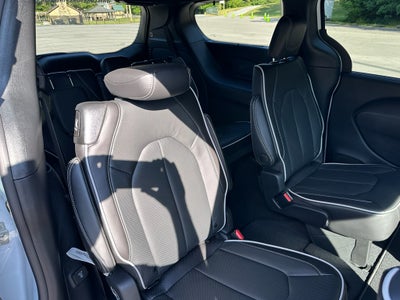 2026 Chrysler Pacifica PACIFICA LIMITED AWD