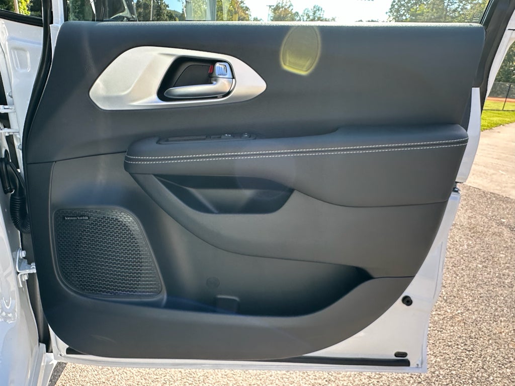 2026 Chrysler Pacifica PACIFICA LIMITED AWD