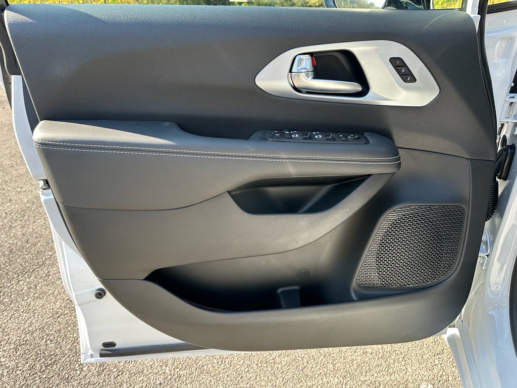 2026 Chrysler Pacifica PACIFICA LIMITED AWD